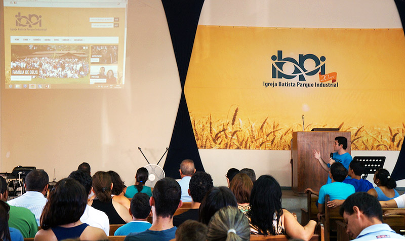 Presentation of Igreja Batista Parque Industrial's Resurrect-powered website